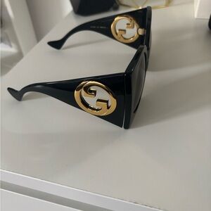 Gucci Black and Gold Oversized Sunglasses